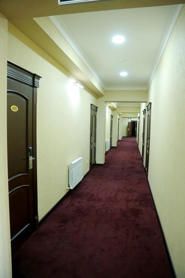 Hotel Grand Capital Tasjkent Buitenkant foto
